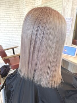 トーン(TONE) ホワイトピンク/10代20代