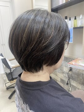 リアン(Lien) ショート/白髪ぼかしハイライト