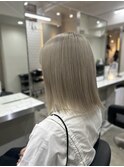 薄めバング長めバングフェイスレイヤーミディインナーグレージュ