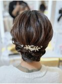 結婚式 二次会 お呼ばれ アップスタイル×アクセ付きアレンジ