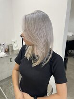 クラン バイ ナチュラル(clan by Natural)&nbsp;ホワイトカラー/メディアムレイヤー @seiji_1027_