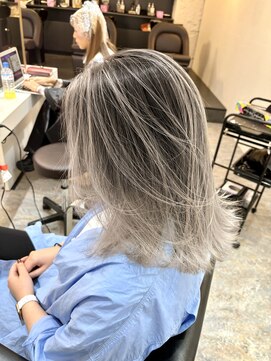 ブレンド 渋谷(BLend) 前髪ハイライトカラーこなれミディイメチェンウェーブパーマ