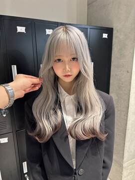 モニカ 栄店(MONIQA) シルバー×裾ブラウン