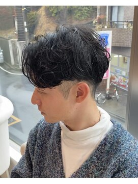 リンダバイネオリーブ 白楽店(Linda by neolive) センターパートパーマ