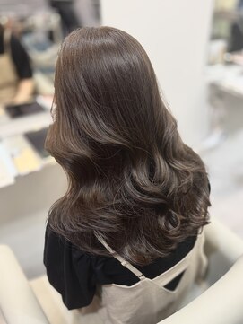 アール 横浜(R) 【MOMO】ワンカラーでブラウンベージュ◎韓国ヘア