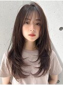 デザインカラー前髪薄めバングイメチェン艶感似合わせカット