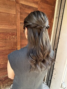 ブリッジ バイ ネオリーブ 綱島店(bridge by neolive) 日吉/綱島　ホワイトグレージュミニウルフデジタルパーマ