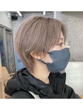 サンクマーケット 渋谷(cinq MARKET) 渋谷ブリーチカラーショートウルフカットミルクティーベージュ