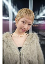 キジ(KIJI) ベリーショート/ベビーバング/ホワイトベージュ/ハイトーン