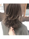 レイヤー×ミルクティーベージュ