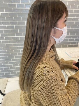 カシェ マエノヘタ(Cashe'e MAENOHETA) やわらかベージュ