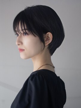 サーカス バイ ビュートリアム 青山(CIRCUS by BEAUTRIUM) マッシュショート 大人ショートヘア 簡単スタイリング 30代40代