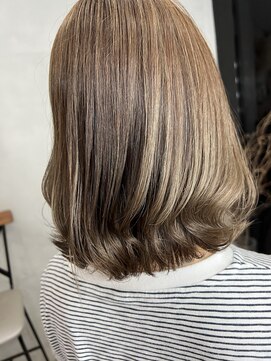 ロンド ストラーダ 心斎橋(Lond strada) 韓国前髪顔周りロング×インナーグレージュ[心斎橋/髪質改善]