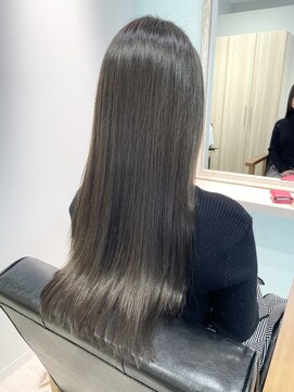 ルアナ(LUANA) 艶髪ロング