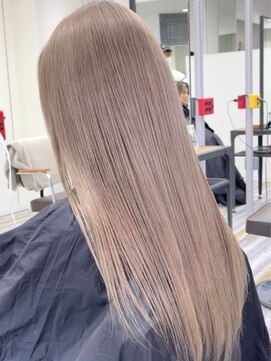 アフューズバイストゥー(Vfuse by StueW) 艶髪ミルクティーベージュ[倉敷][岡山]