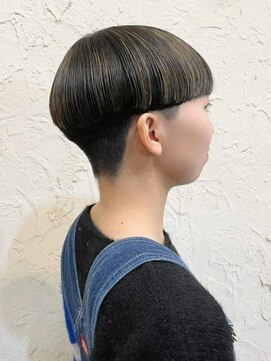 フロール(Flor) 【Flor_戸塚】*ツーブロック×マッシュ+ハイライトマット