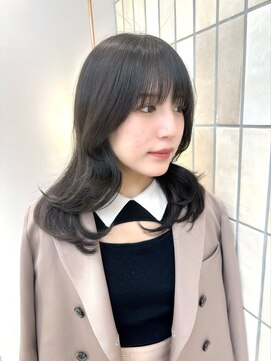 シー(shii..) 《shii.. /稲葉》#レイヤーカット#グレージュカラー#髪質改善