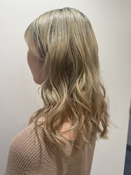 イメージア 町田店(IMAGE A) 金髪スーパーブロンドつやつやヒューヒューロング