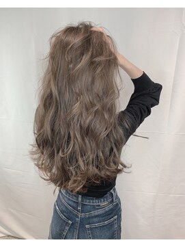 ラルティティ(Lull...Titi) 曽田遥菜 くすみぶらうん