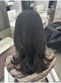 暗めチョコブラウン ミディアムレイヤーカット