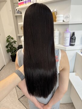 ペレ 栄 アネックス(PELE栄ANNEX) 韓国 くびれロング レイヤー ワンホンヘア 小顔前髪