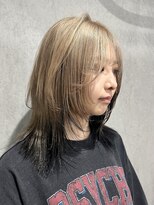 ラック(LUCK)&nbsp;逆インナーカラー/船橋/くすみベージュ/細めハイライト