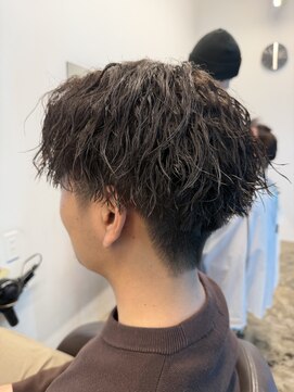 アンサー 千葉中央(UNSER prod by THE DAY) MEN’S HAIR/波巻ツイストスパイラル/フェザーパーマ/千葉