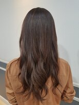 ノラ(Norah)&nbsp;働くママの大人ロングスタイル