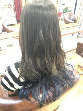 リリー ヘアーアンドビューティー(Lily) グラデーションカラーアイスブルー