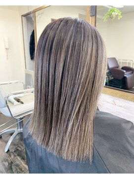 ロール(ROLL) ハイライトカラー