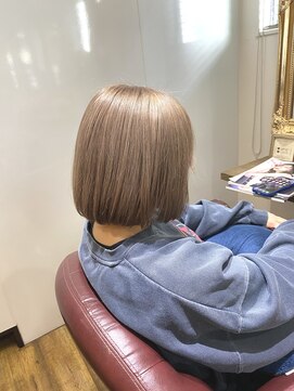 ヘアデザイン ノア(Noa) ミルクティーベージュ