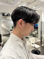 ロイ 南青山 表参道(ROI)&nbsp;メンズカットセンターパートマッシュニュアンスパーマ