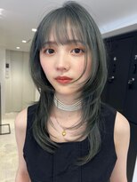 ニュアージュ 表参道 南青山(Nuage’) レイヤーカットセミロングくびれヘア/オリーブグレージュカラー