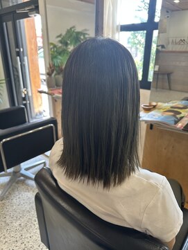 シンヤヘアーズ アルザ通り店(SHINYA HAIRS) マットアッシュ