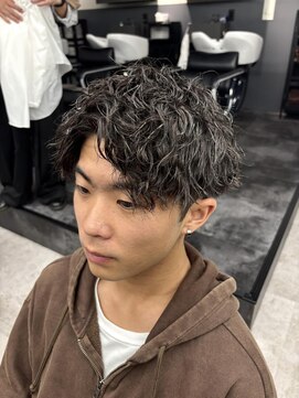 コードバイケンジ 戸塚(CODE by KENJE) ツイストスパイラルで作る圧倒的束感＆無造作スタイル