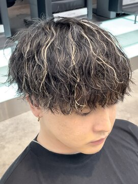 フィフスパーク(fifth PARK) 渋谷メンズハイライトカラー緩めシャドウパーマメッシュカラー