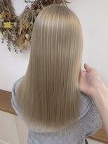 ヴェリーテ(Verite)&nbsp;【色素薄め】シアーベージュ