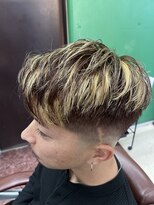 ヘアサロンナンバーワンクラブ上和田本店&nbsp;ブラウンメッシュ
