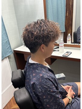 フォーコーナーズカットショップフェイビーズ 名古屋西(FourCornersCutShop favey's) ツイストスパイラル