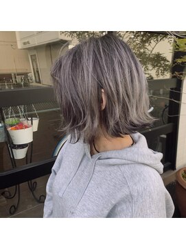 デフ(Def) 【Def／倉敷】グラデーション×プラチナベージュ(ホリオアキラ)