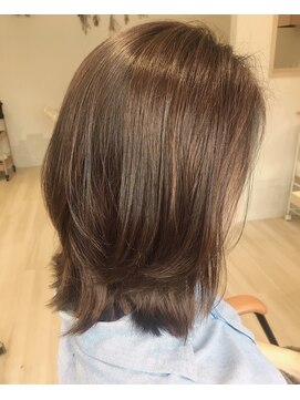マリーナヘアー(marina hair) オトナ 外ハネ ミディアム