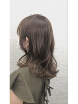 ビューティーサロン コマ(koma)&nbsp;大人ミディアム☆ニュアンスウェーブ×ベージュカラー