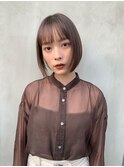 アッシュグレージュ