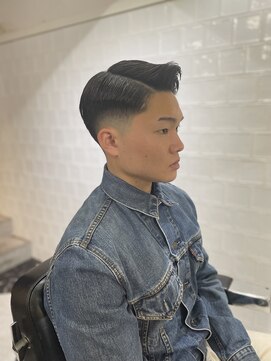 メリケンバーバーショップ フクオカ(MERICAN BARBERSHOP FUK) 本格スキンフェードバーバースタイル