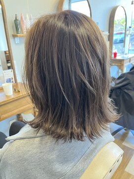 クート アンド シー 東川口(kuto and C) 切りっぱなしレイヤー×イルミナカラー　東川口