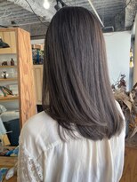 ロカ(roka)&nbsp;色素薄めグレーベージュ　切りっぱなし　ワンレン