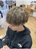 ミルクティーベージュ×ツイストスパイラルパーマ