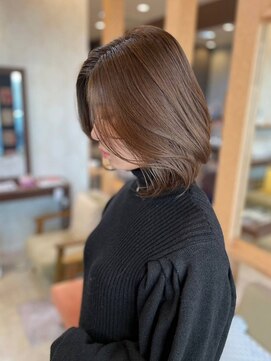 ヘアメイク ミチ 富田店(HAIRMAKE MICHI) 【MICHI 富田店　古作蓮】レイヤーカット　艶感　ベージュ