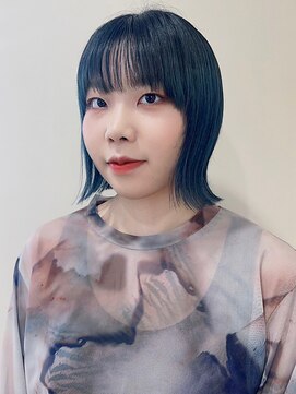 イーストハムネオ(EAST HAM NEO) セミショート/透明感カラー/ブルーブラック