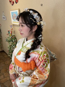 ヘアーボー ラーラ(hairbeau L'ala) 編みおろしヘア